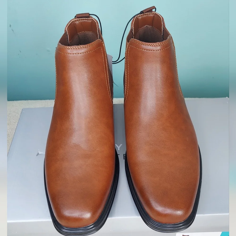 Perry Ellis Brown Leather Chelsea Boots Mens Size 12 NWT Business Casual Neutral